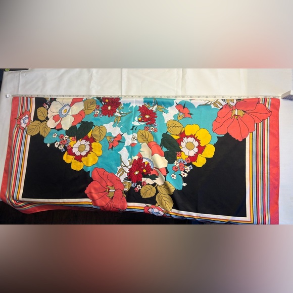 Source Unknown Floral Multicolor Scarf - Picture 4 of 5